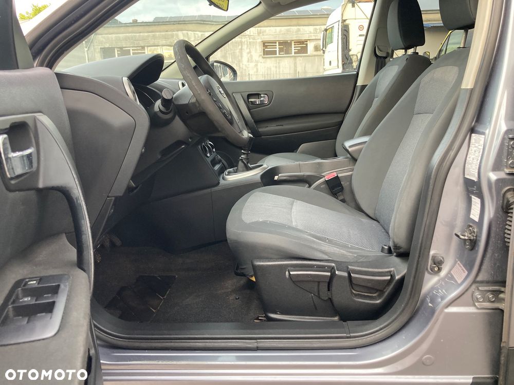 Nissan Qashqai+2 2.0 Acenta - 11
