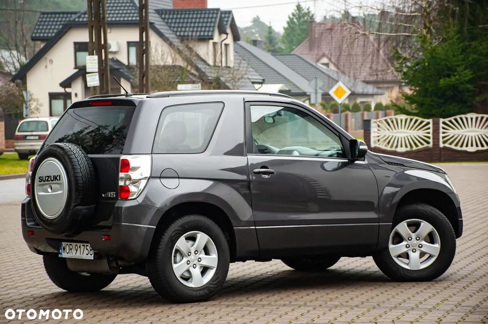 Suzuki Grand Vitara 1.6 Club - 32
