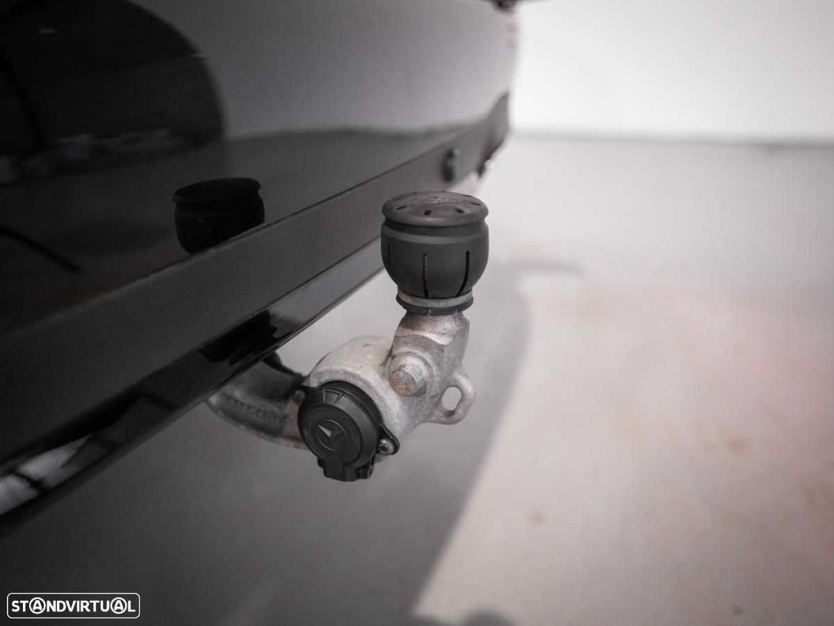 Mercedes-Benz E 300 de AMG Line - 16
