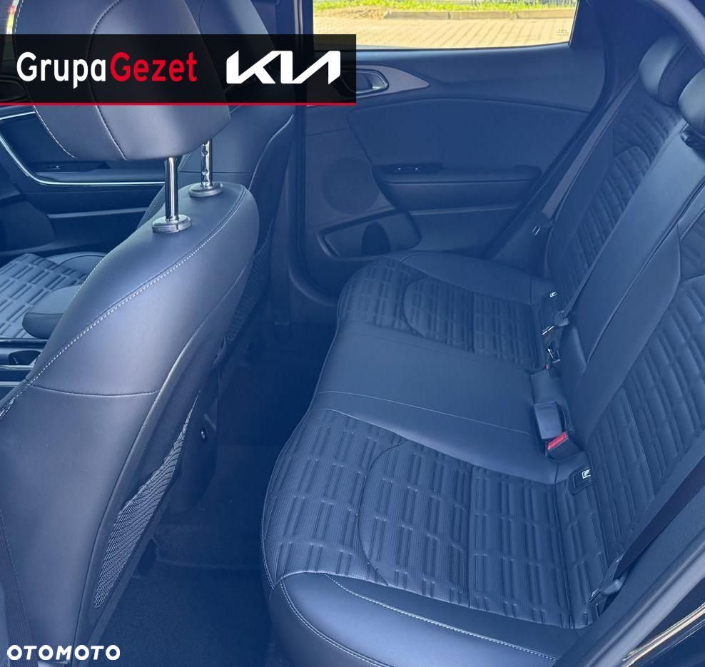 Kia XCeed 1.6 T-GDI Business Line DCT - 17