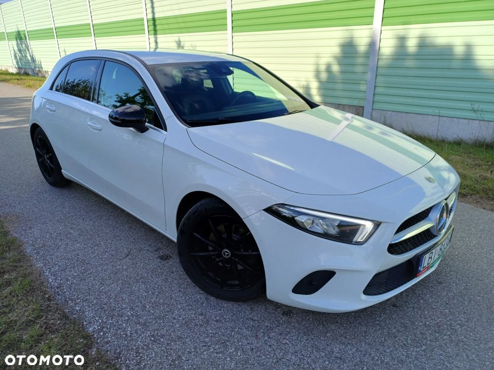 Mercedes-Benz Klasa A 180 Edition 1 7G-DCT - 9