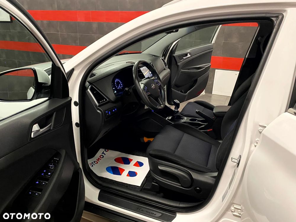 Hyundai Tucson 1.6 GDI BlueDrive Style 2WD - 13