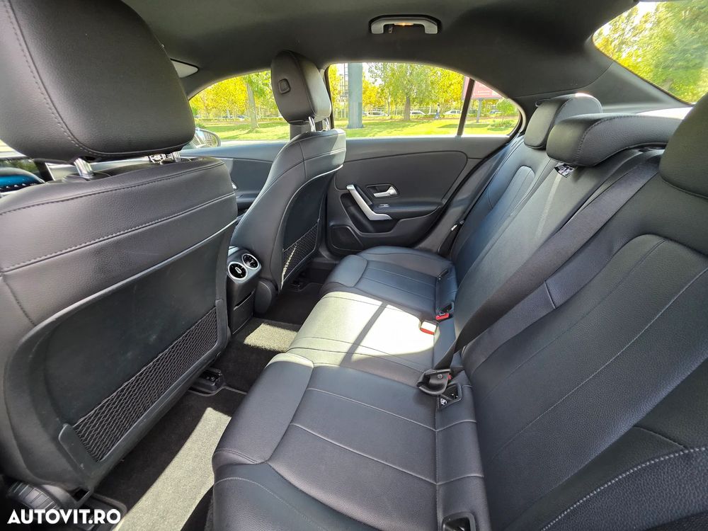 Mercedes-Benz A 180 7G-DCT Edition 2020 - 8
