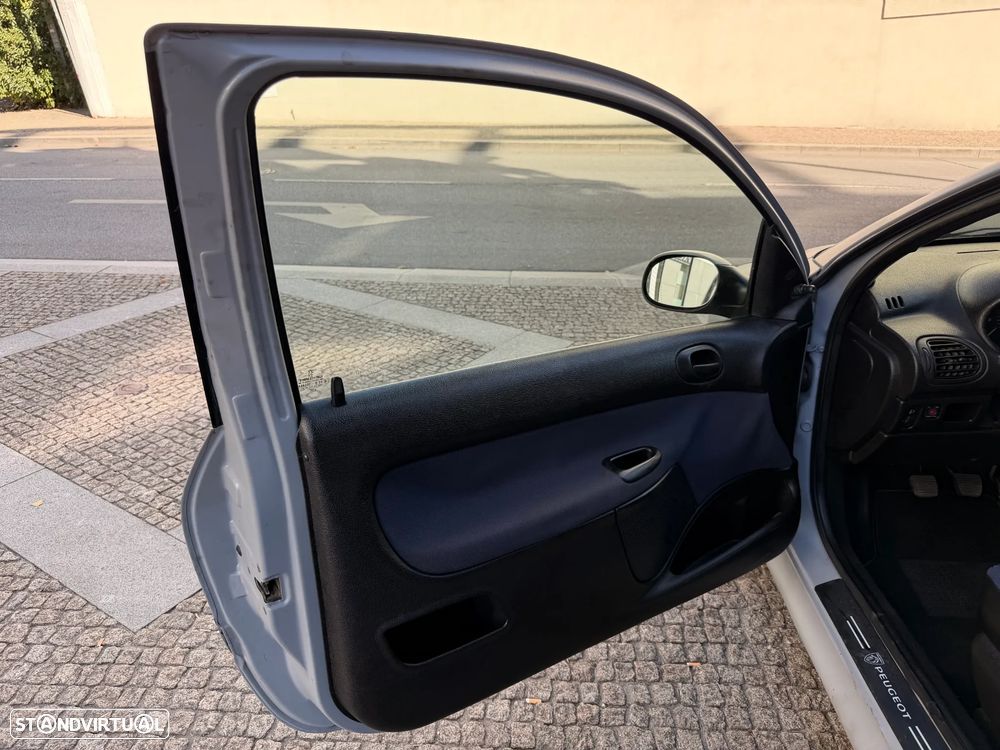 Peugeot 206 1.1 XR - 7