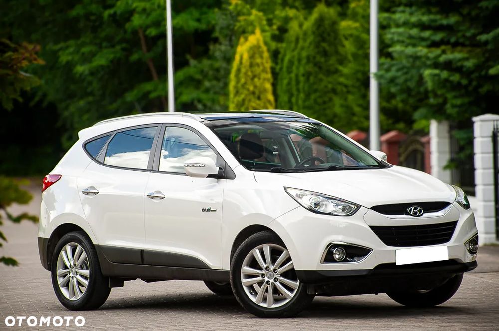 Hyundai ix35 1.7 CRDi 2WD blue Finale Gold - 28