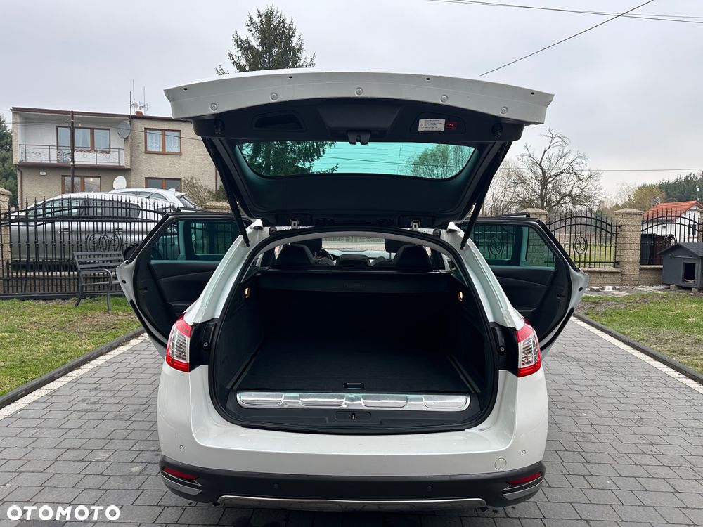 Peugeot 508 RXH Hybrid - 16