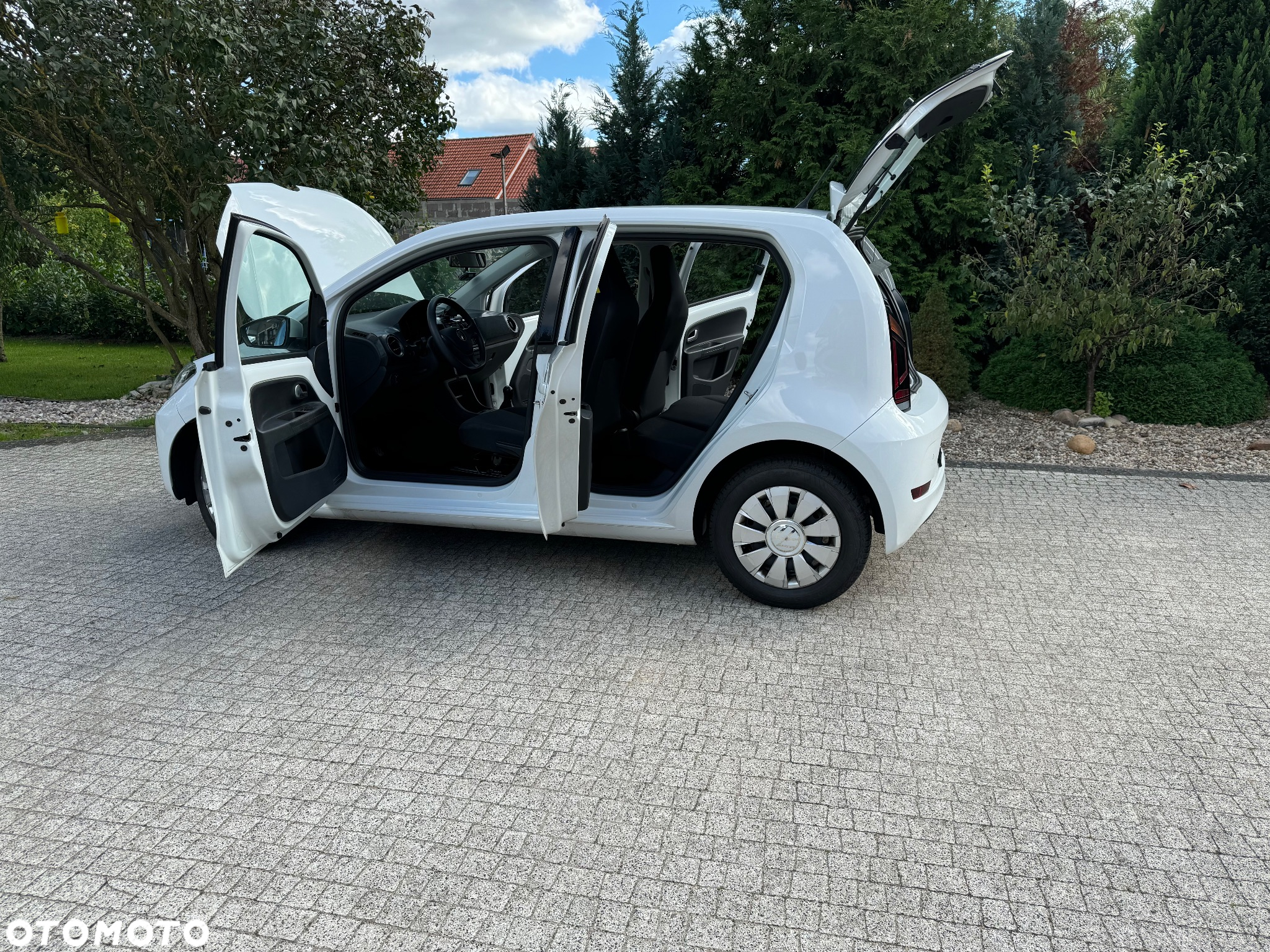 Volkswagen up! - 4