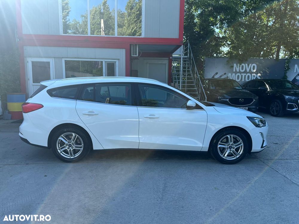 Ford Focus 1.0 EcoBoost Connected - 5