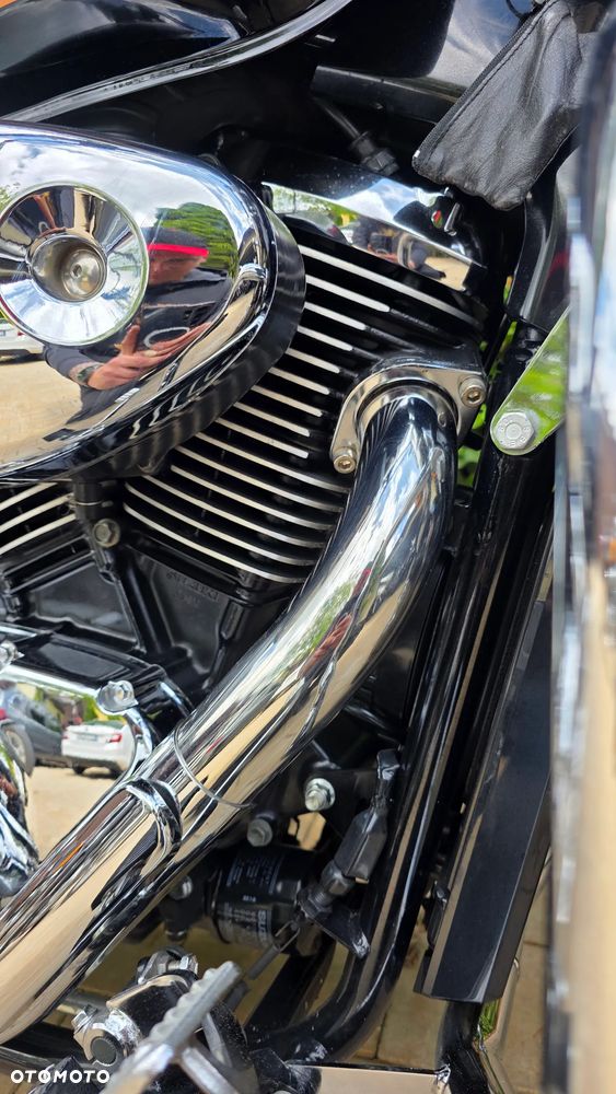 Suzuki Intruder - 35