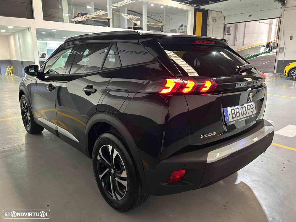 Peugeot 2008 1.2 PureTech Allure Pack - 6