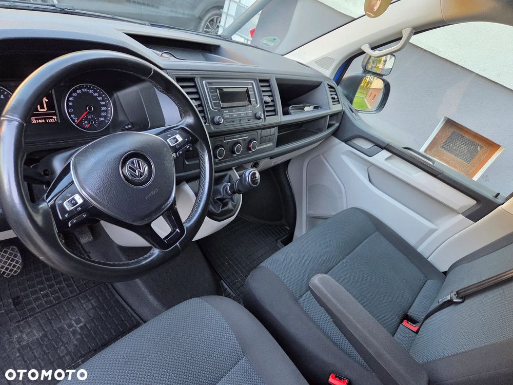 Volkswagen Transporter T6 - 14