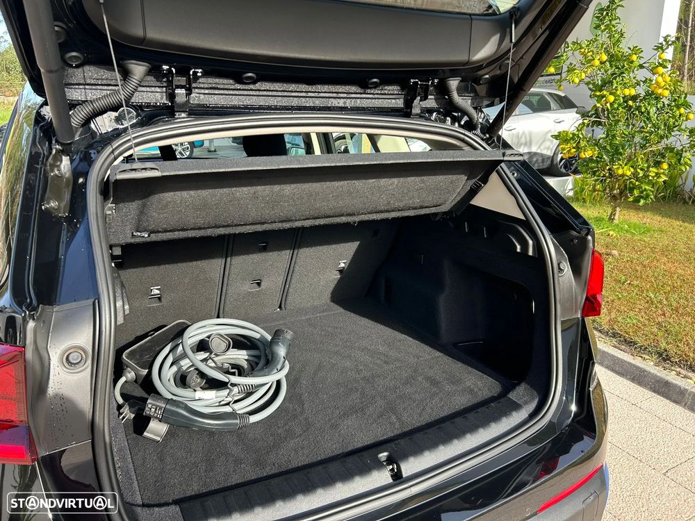 BMW iX1 xDrive30 - 7