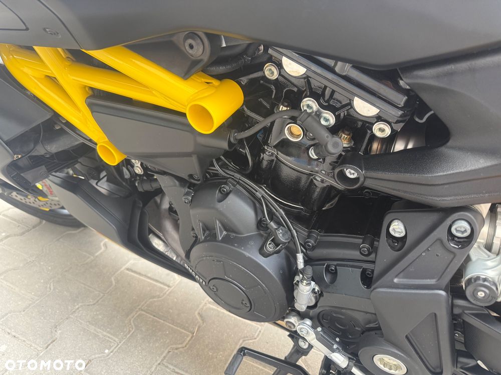 Ducati Diavel - 16