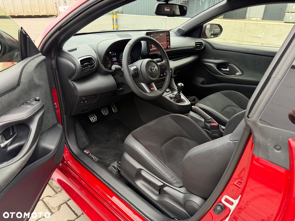 Toyota GR Yaris - 4