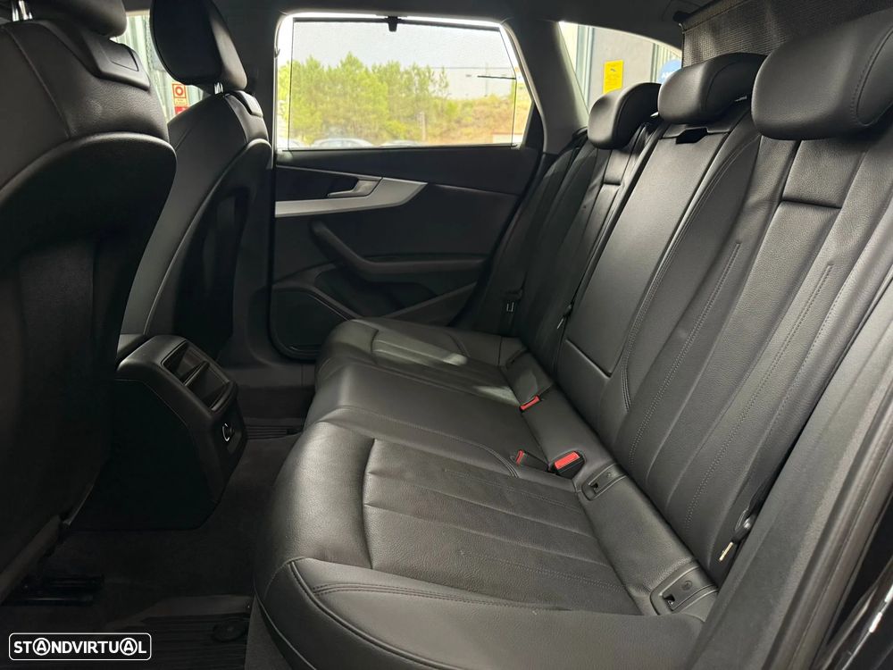 Audi A4 Avant 2.0 TDI S-line S tronic - 35