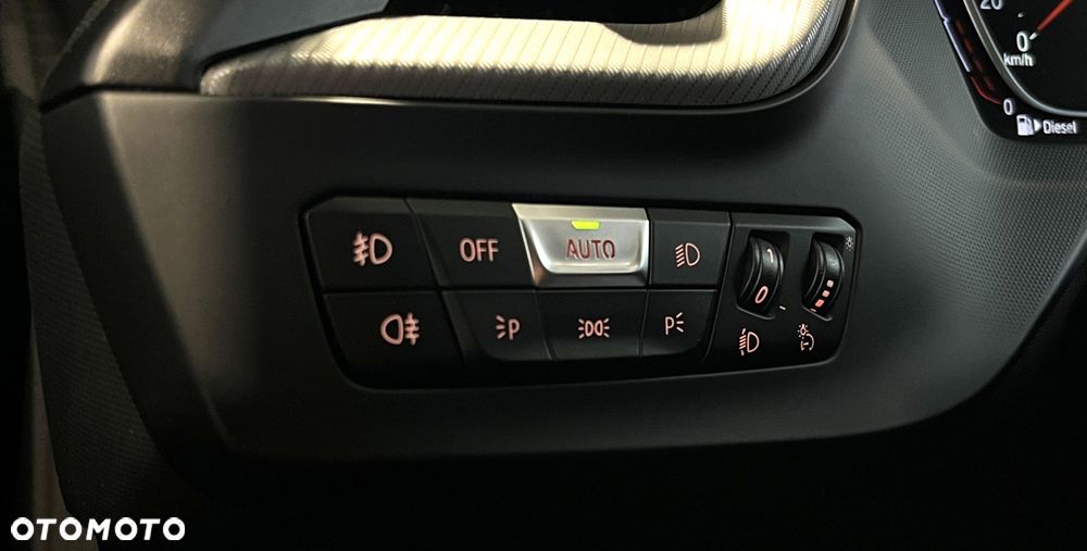 BMW Seria 2 220d M Sport - 19