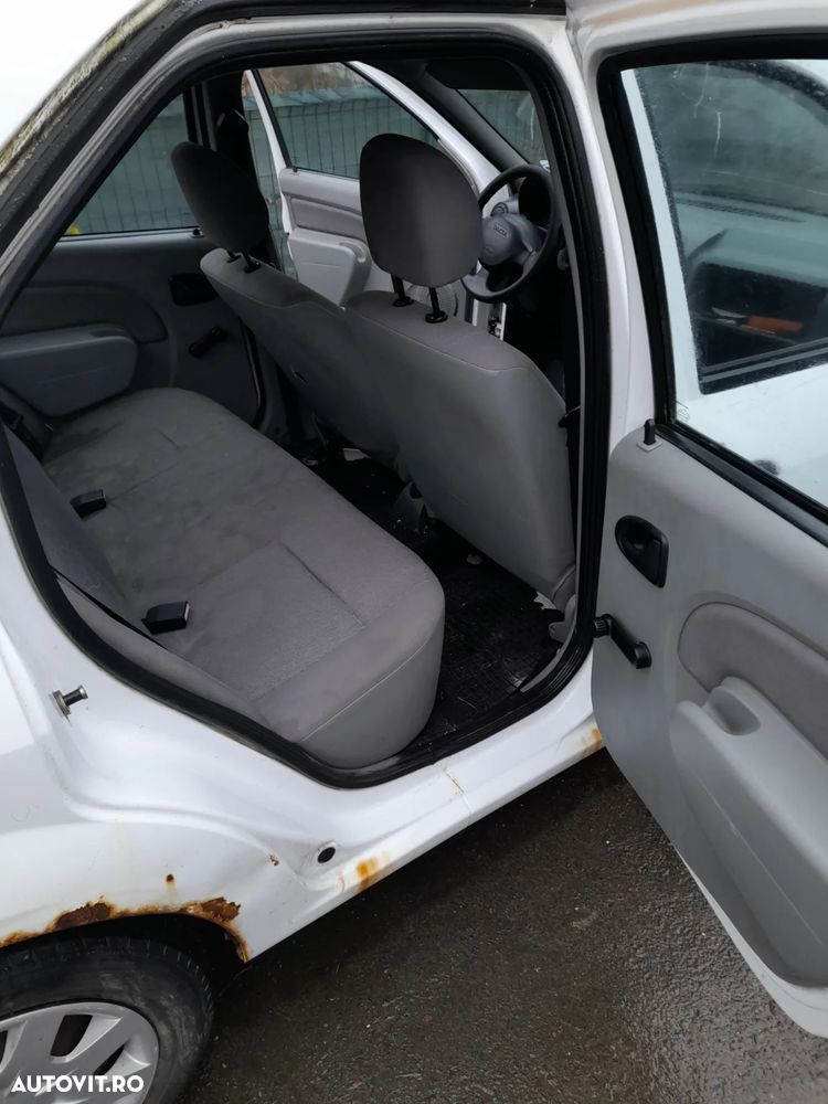 Dacia Logan 1.4 MPI Ambiance - 7