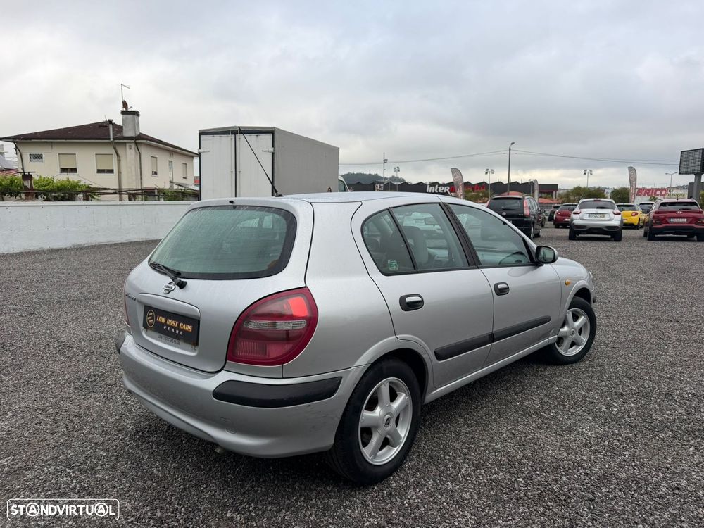 Nissan Almera 1.5 Sport - 4