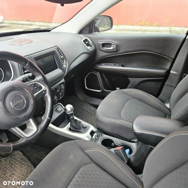Jeep Compass 1.4 MultiAir Longitude - 33