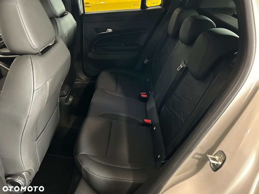 Jeep Avenger 1.2 T3 mHEV Summit FWD eDCT6 - 9