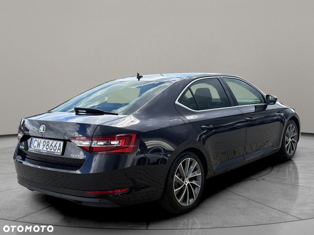 Skoda Superb 2.0 TDI L&K DSG - 4