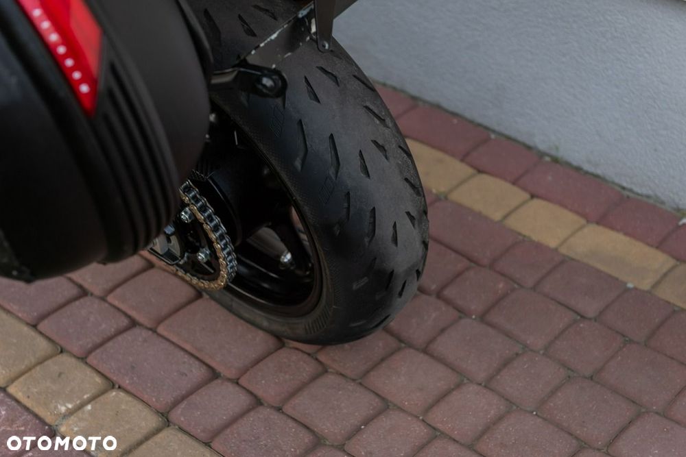 Yamaha FZ - 8