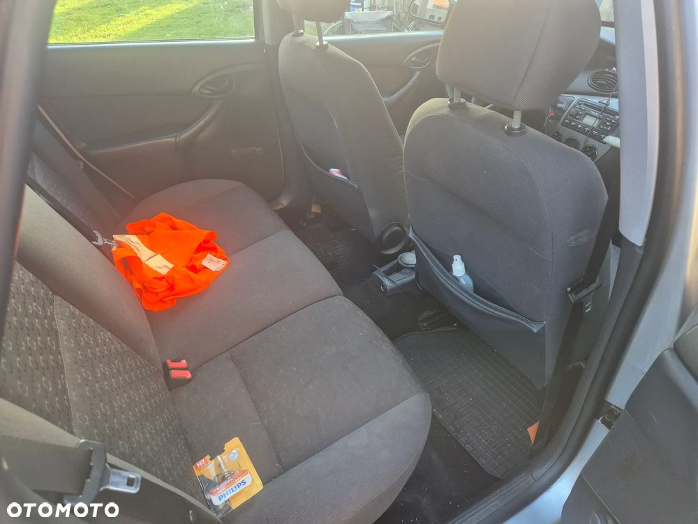 Ford Focus 1.6 Comfort X / 100 - 6
