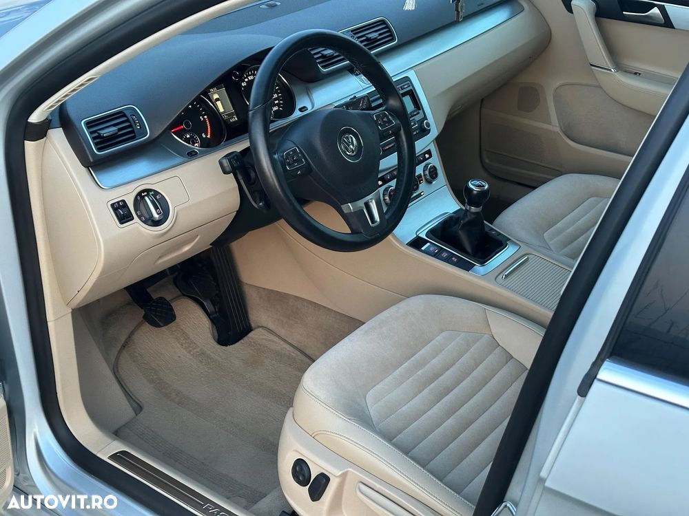 Volkswagen Passat 2.0 TDI Highline DPF - 9