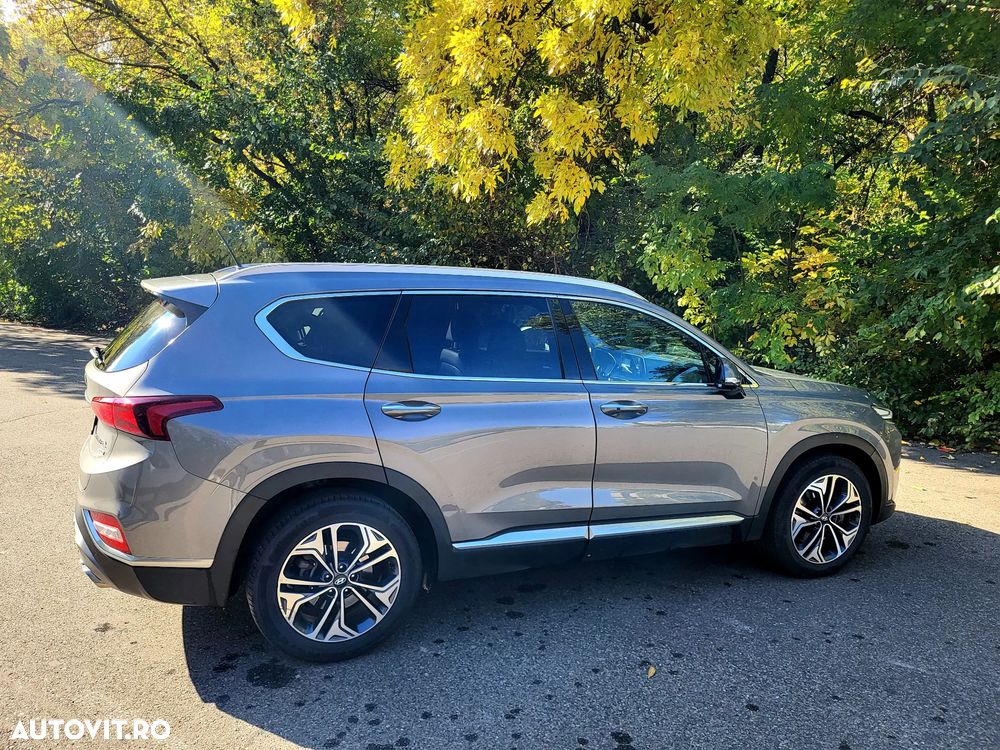 Hyundai Santa Fe 2.2 CRDi 4WD 8AT Luxury - 4