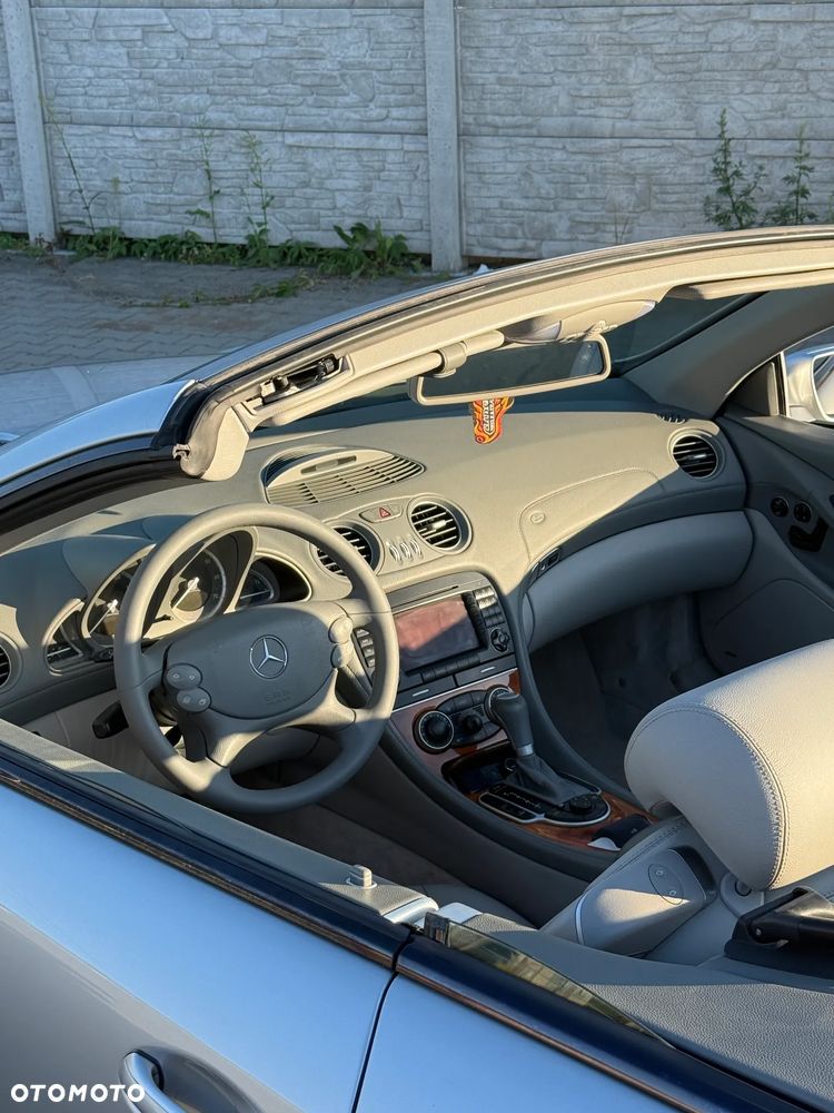 Mercedes-Benz SL 500 7G-TRONIC - 13