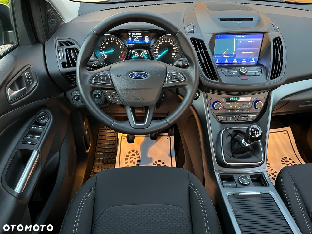 Ford Kuga - 24