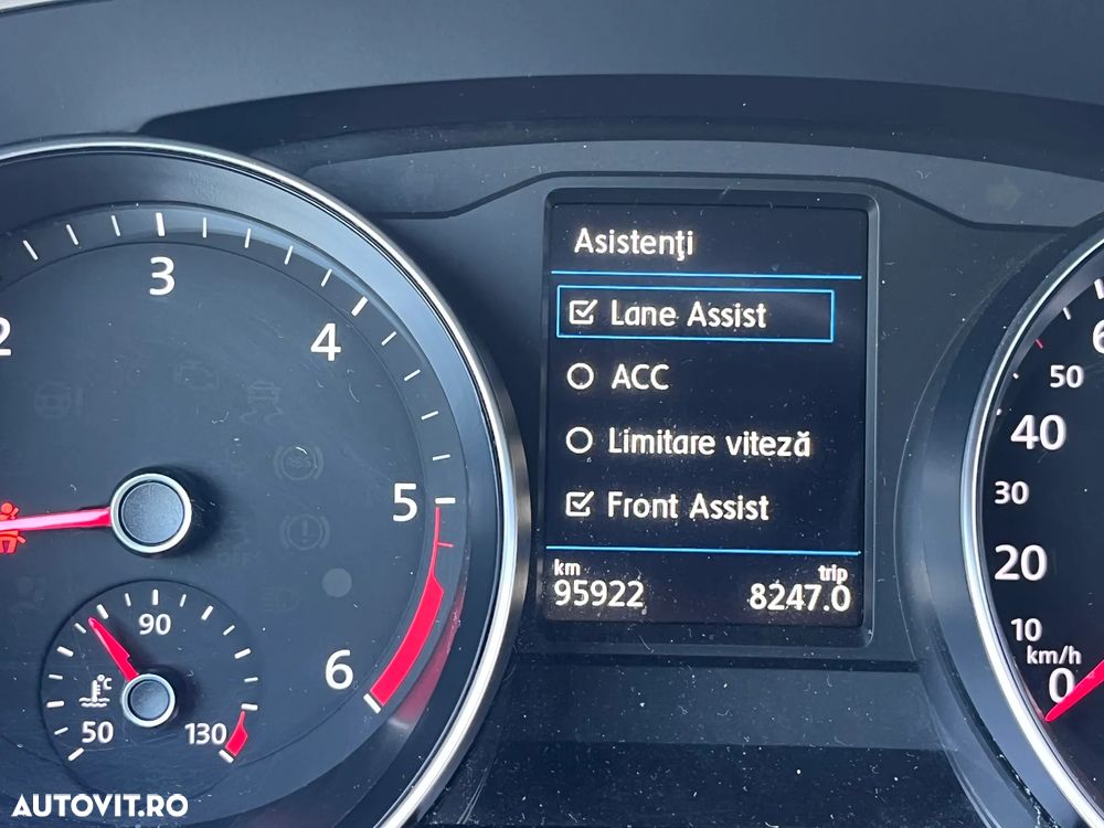 Volkswagen Passat 2.0 TDI DSG Highline - 22