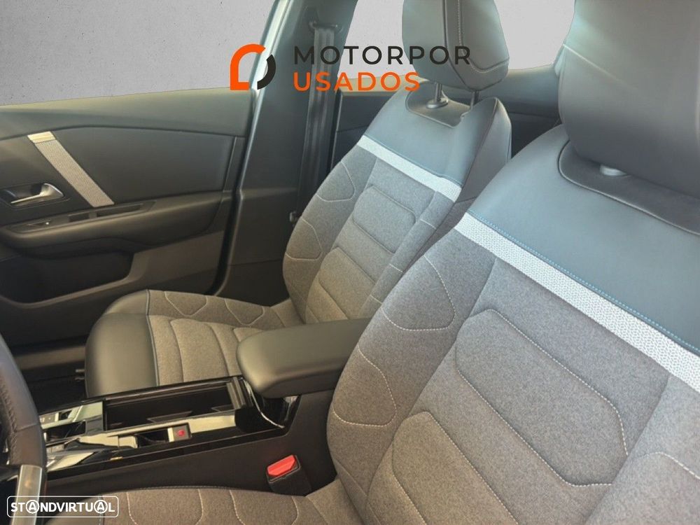 Citroën C4 1.2 PureTech Shine EAT8 - 9