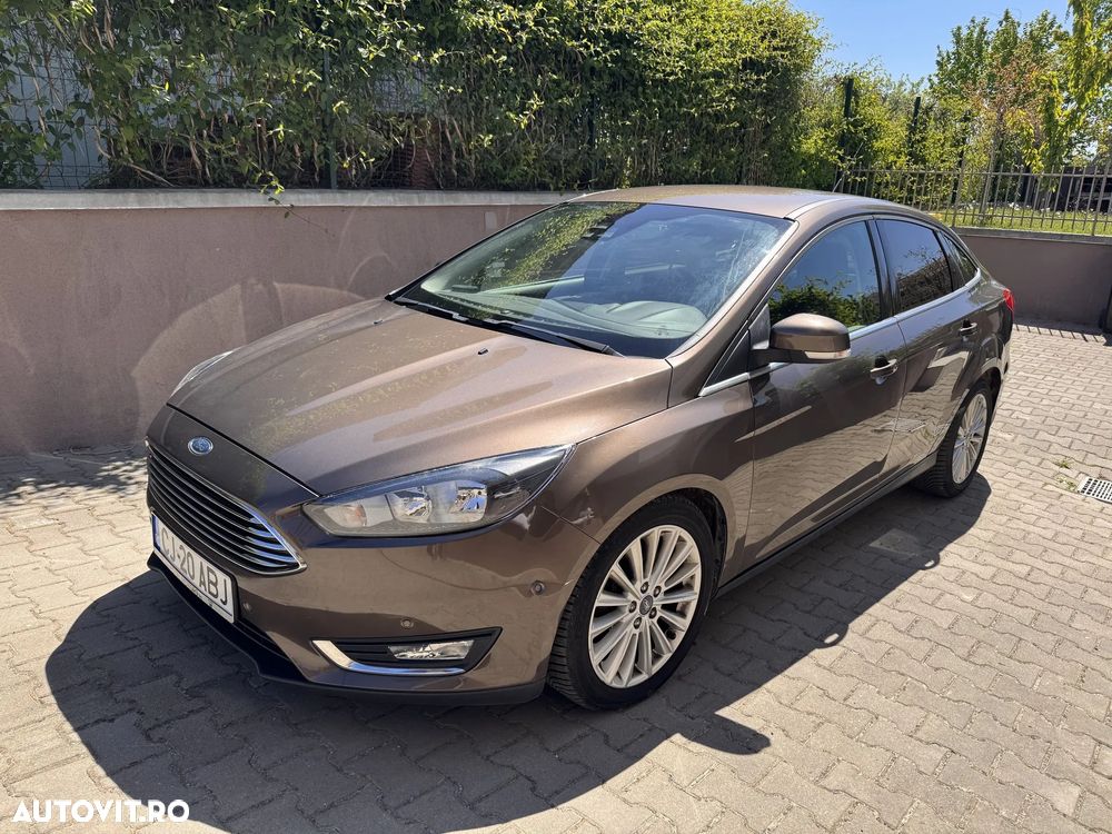 Ford Focus 1.0 EcoBoost Titanium - 1