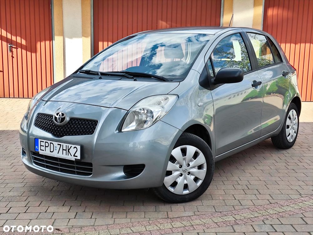 Toyota Yaris 1.0 VVT-i Sol - 10