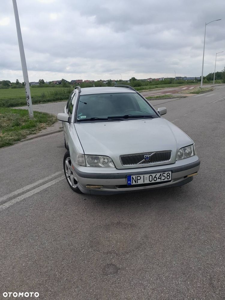 Volvo V40 - 11