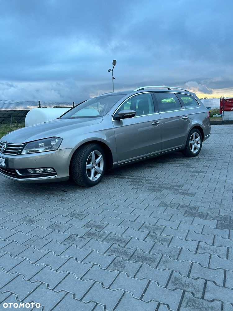 Volkswagen Passat 2.0 TDI DPF Highline - 3