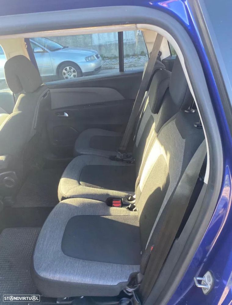 Citroën C4 Grand Picasso - 2