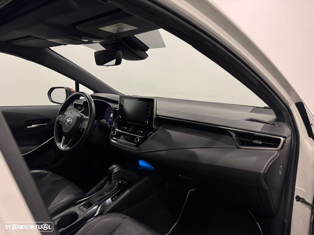 Toyota Corolla 2.0 Hybrid GR-Sport - 29
