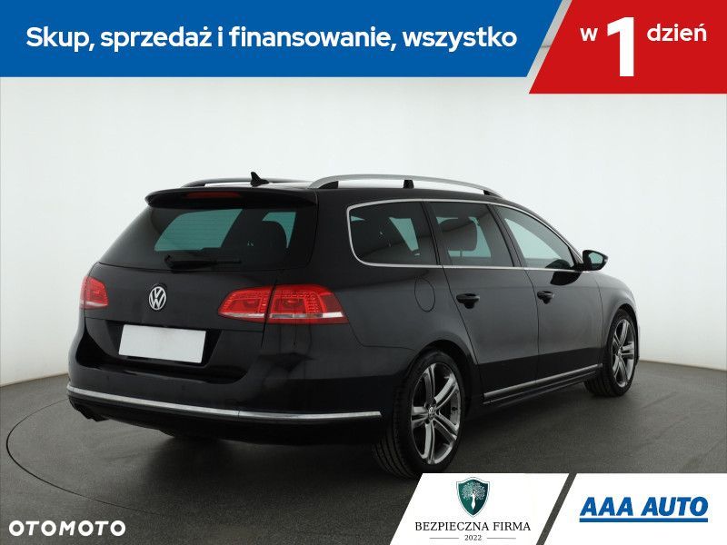 Volkswagen Passat Variant - 7