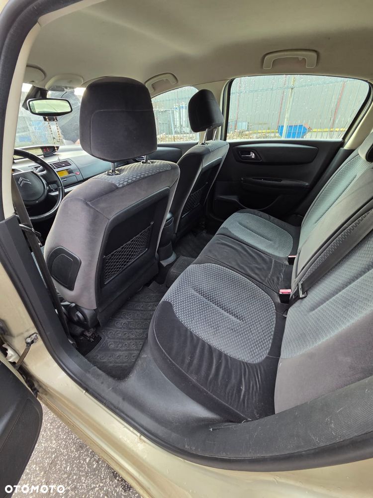 Citroën C4 1.6 16V Impress - 8