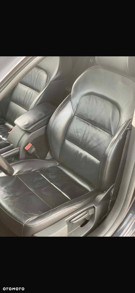 Skoda Superb 2.0 TDI Elegance DSG - 8