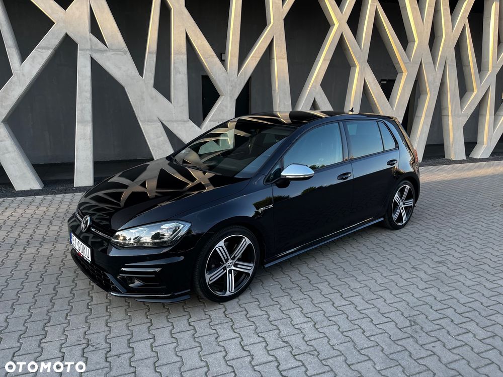 Volkswagen Golf - 6