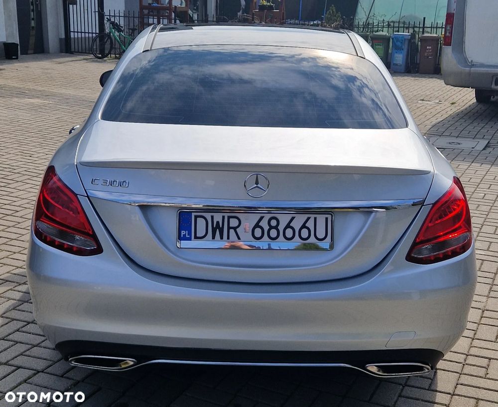 Mercedes-Benz Klasa C 300 7G-TRONIC - 8