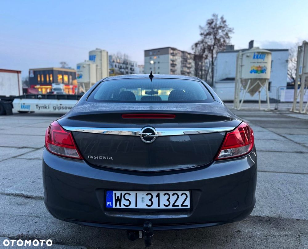 Opel Insignia 1.6 - 6