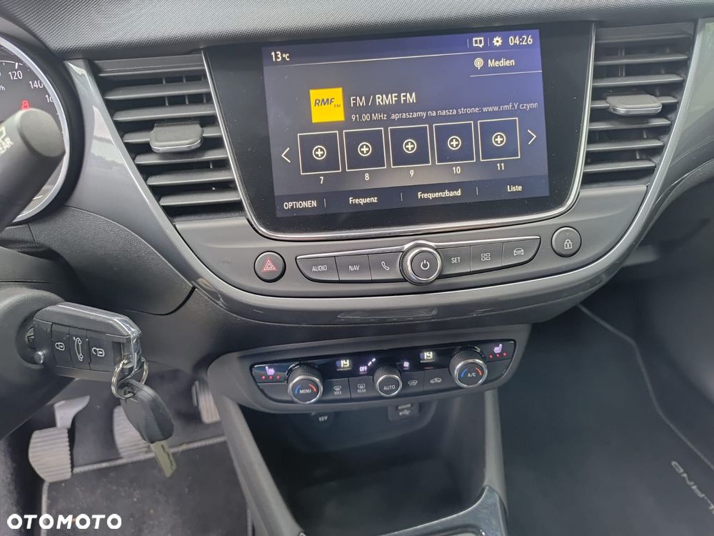 Opel Crossland X - 16