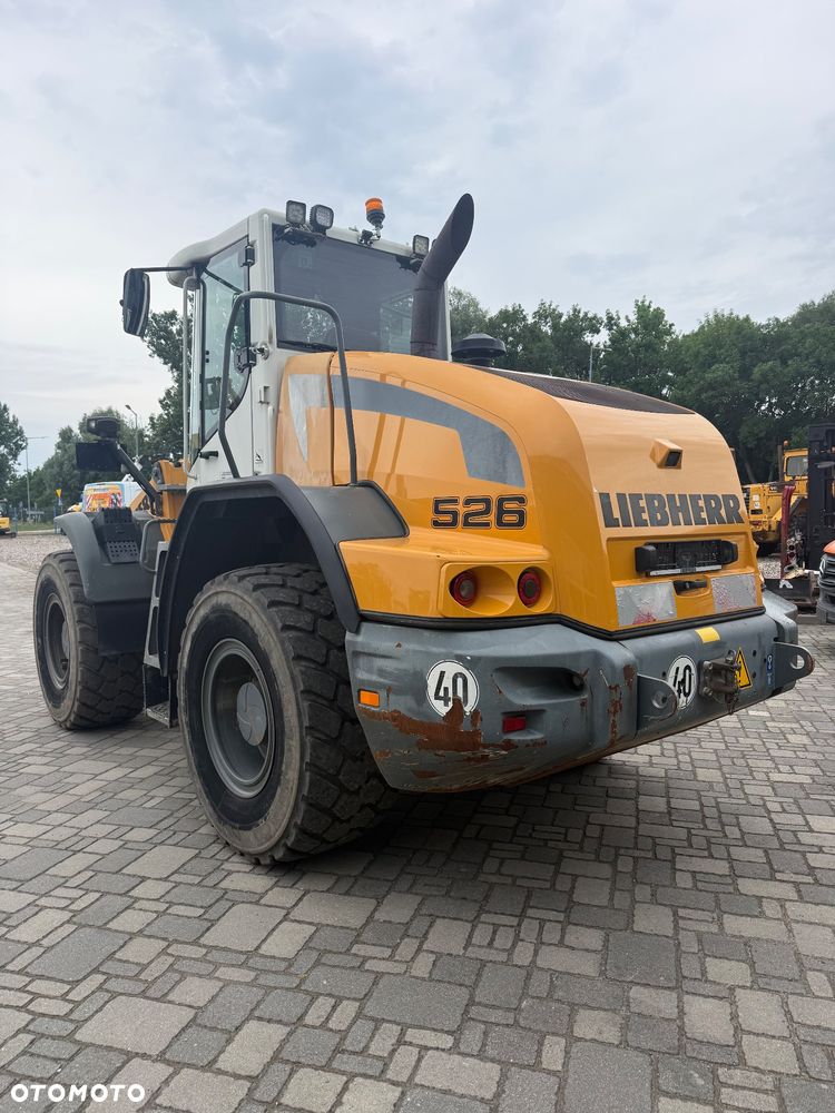 Liebherr L526 - 8
