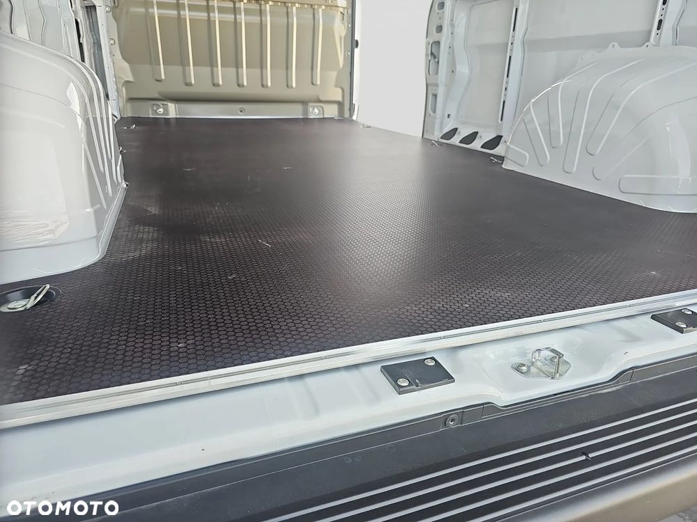 Peugeot Boxer - 24