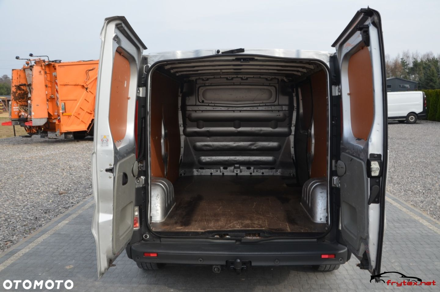 Renault Trafic Long - 15