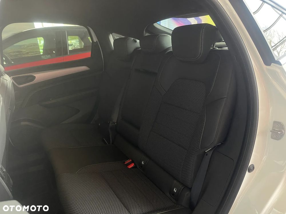 Renault Arkana 1.3 TCe mHEV Techno EDC - 25